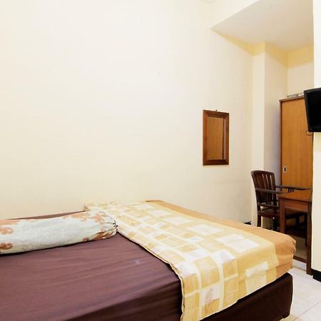 Отель Jj House Gejayan Kejayan Экстерьер фото