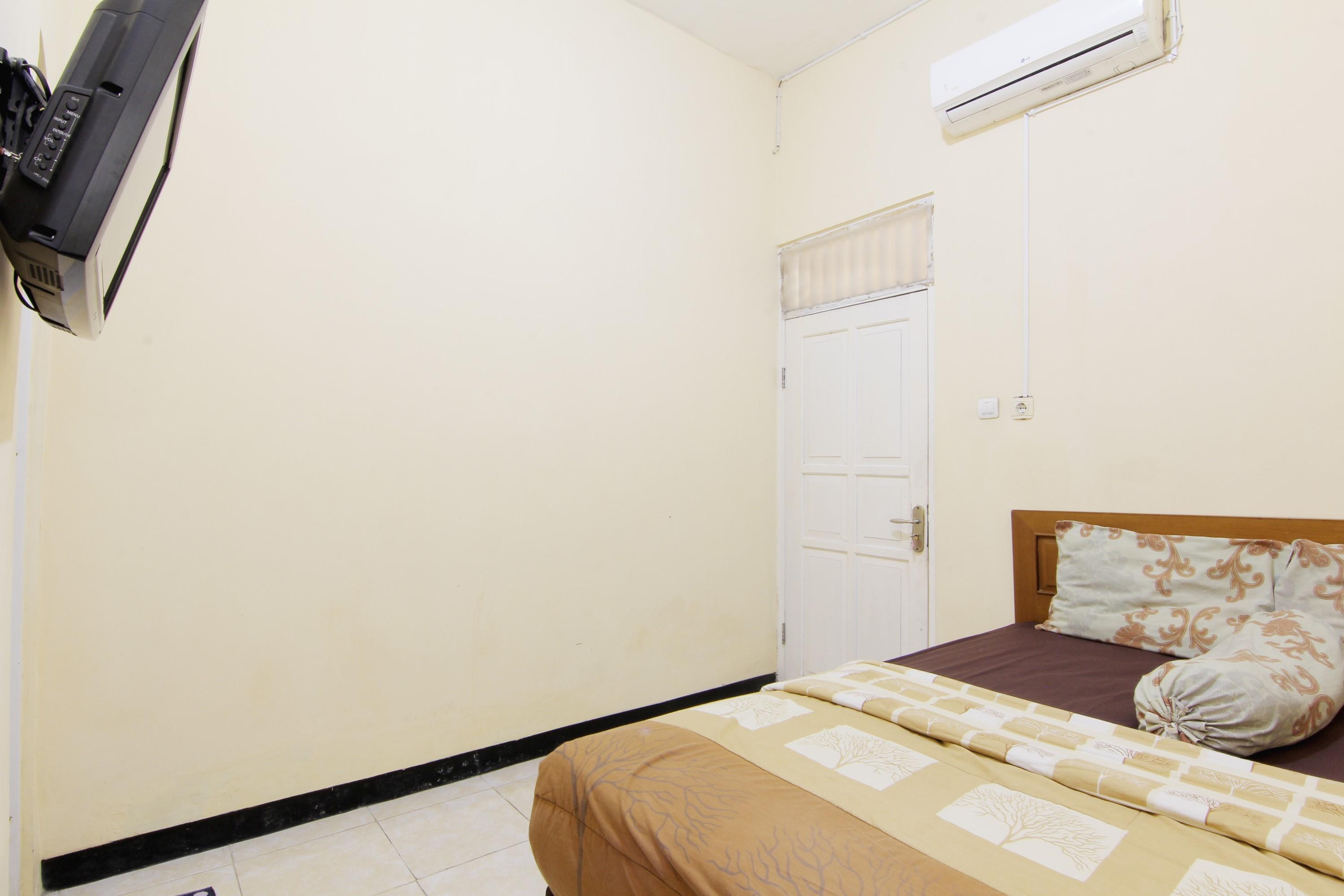 Отель Jj House Gejayan Kejayan Экстерьер фото