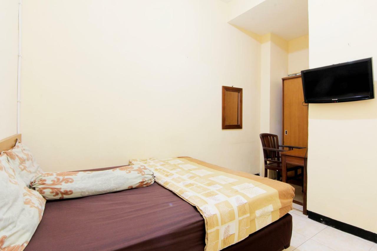 Отель Jj House Gejayan Kejayan Экстерьер фото